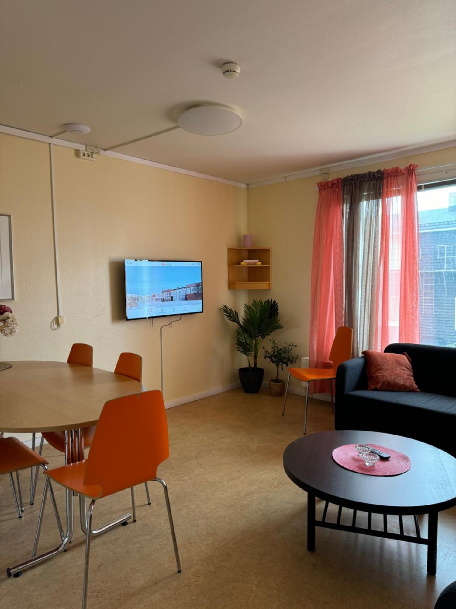 Stf Malmfaeltens Folkhoegskola Kiruna Extérieur photo